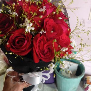 Red Rose Bouquet – 10 Flowers